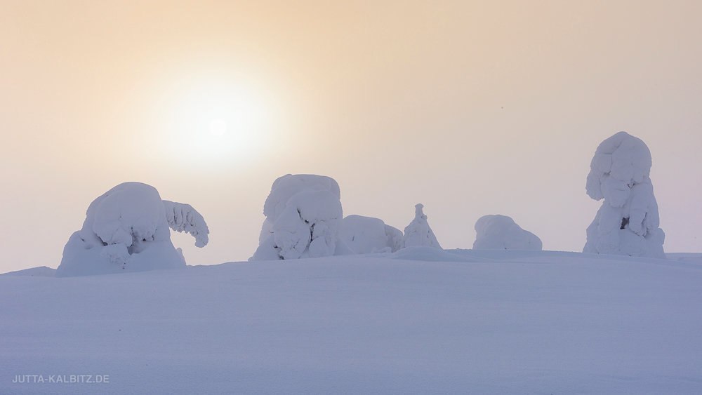 Schneeskulpturen - Äkäskero - Finnland